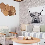 Casa Pura Vida * 칼라오살바헤